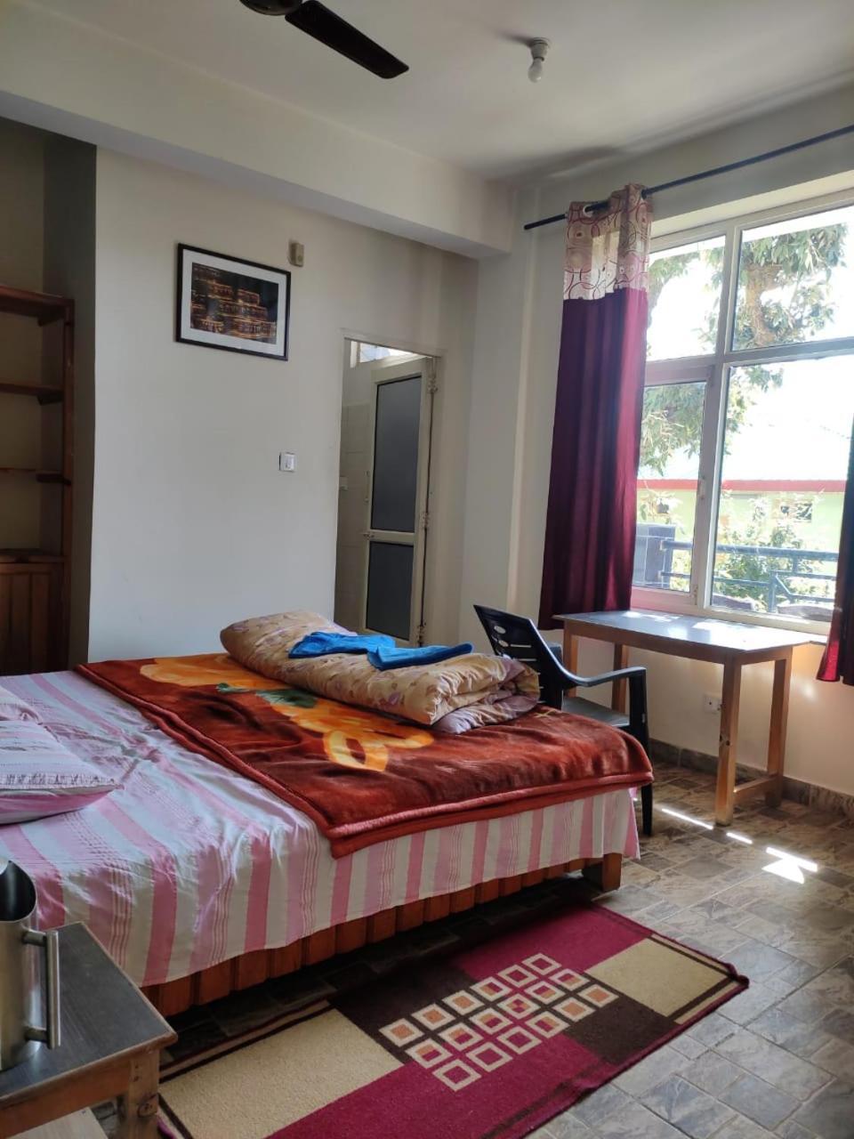 Oasis Guest House Bhagsu D'Shala ดารัมซาลา ภายนอก รูปภาพ