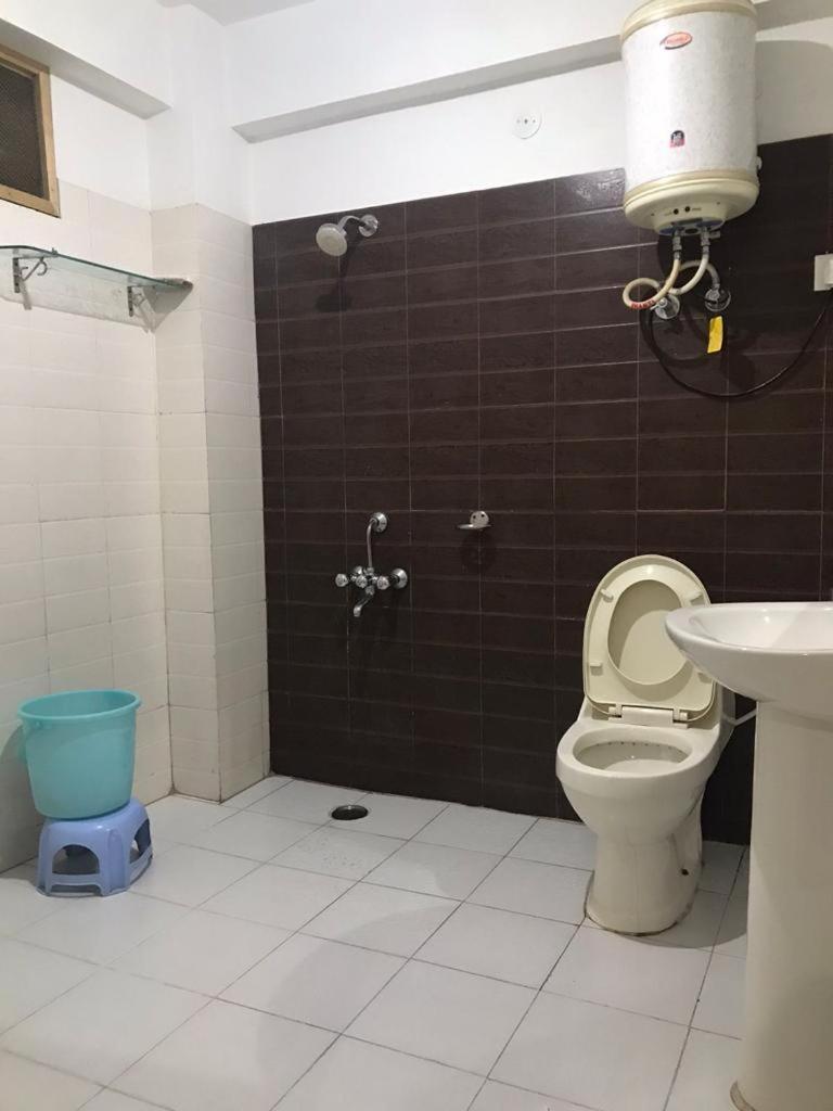 Oasis Guest House Bhagsu D'Shala ดารัมซาลา ภายนอก รูปภาพ